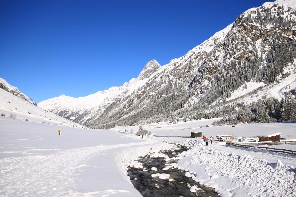 Ferienwohnung S'Huamatl St. Leonhard im Pitztal Exterior foto