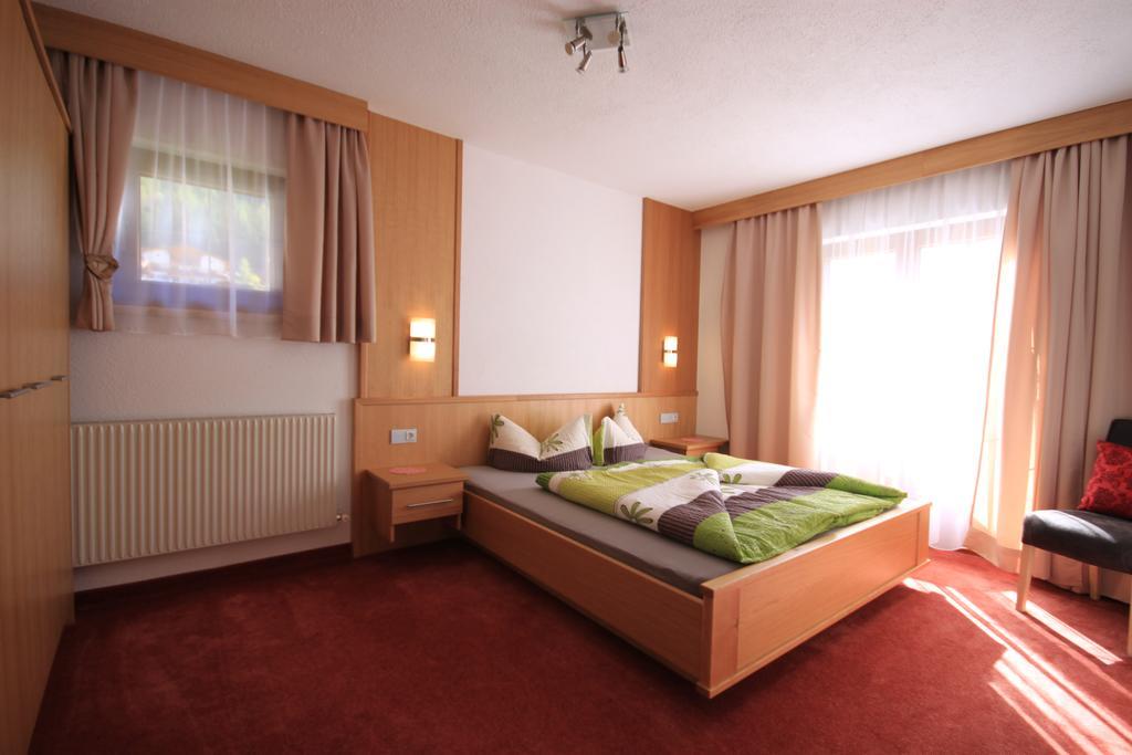 Ferienwohnung S'Huamatl St. Leonhard im Pitztal Exterior foto