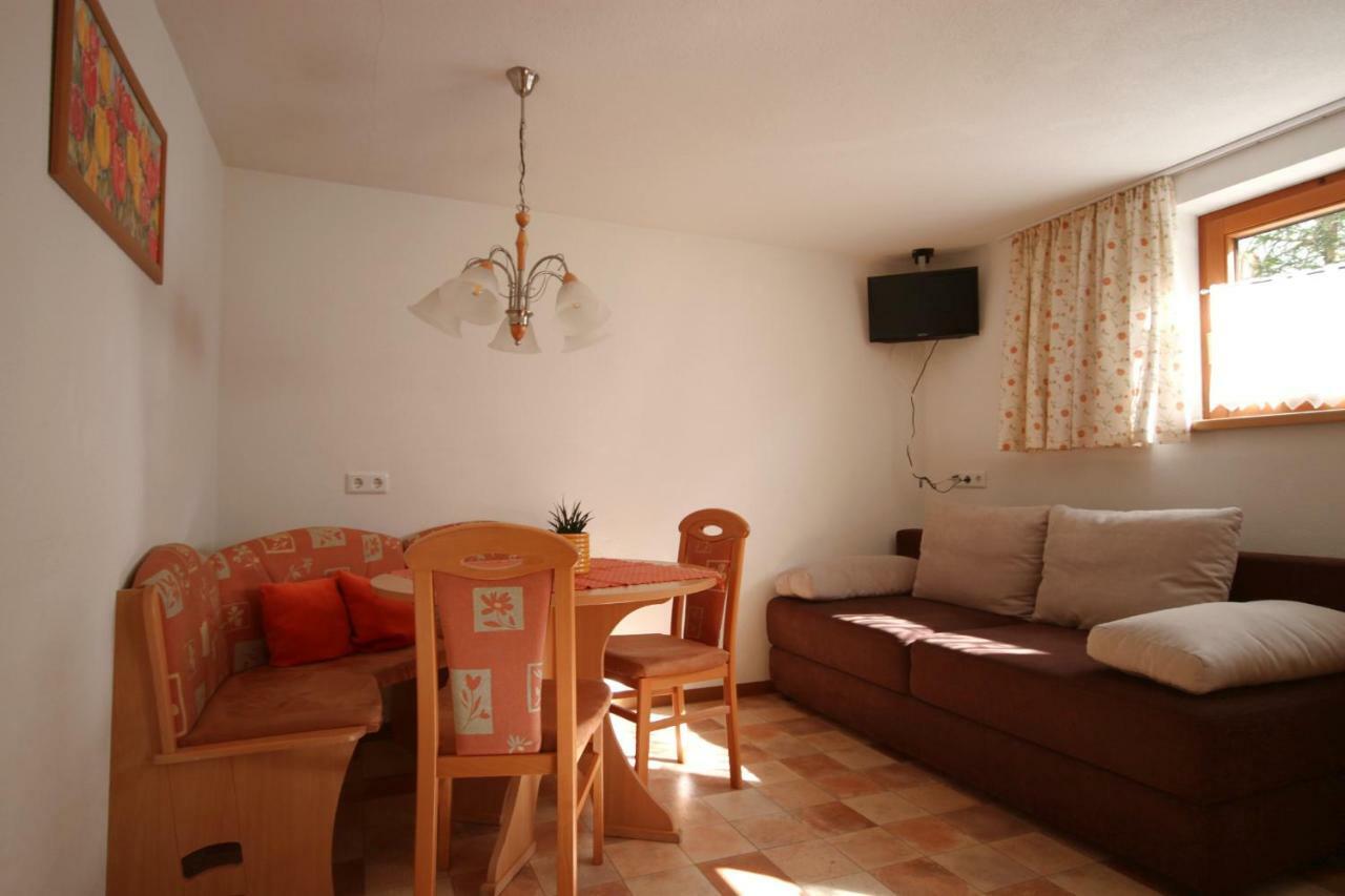 Ferienwohnung S'Huamatl St. Leonhard im Pitztal Exterior foto